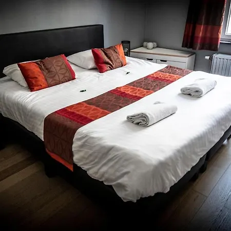 L'inattendu Sur La Croisette Centre Dinant