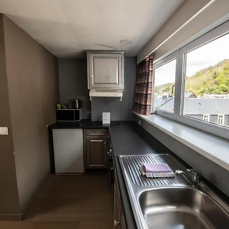 Couette-café L'inattendu Sur La Croisette Centre Dinant