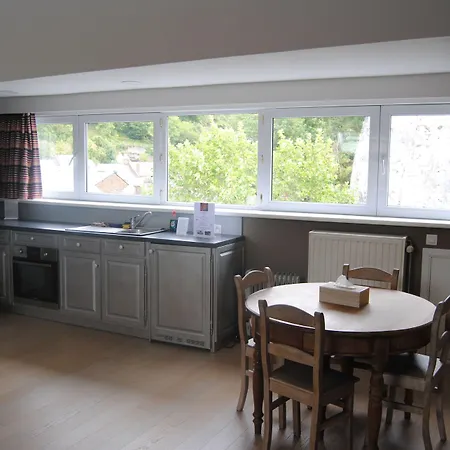 L'inattendu Sur La Croisette Centre Couette-café Dinant