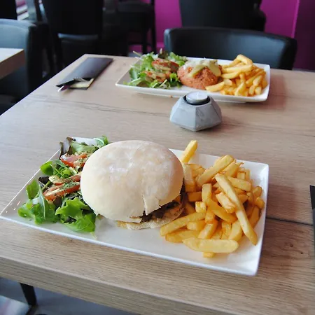 L'inattendu Sur La Croisette Centre 4* Dinant